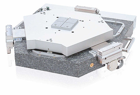 XYZ Magnetic Levitation Stage (Image: PI)