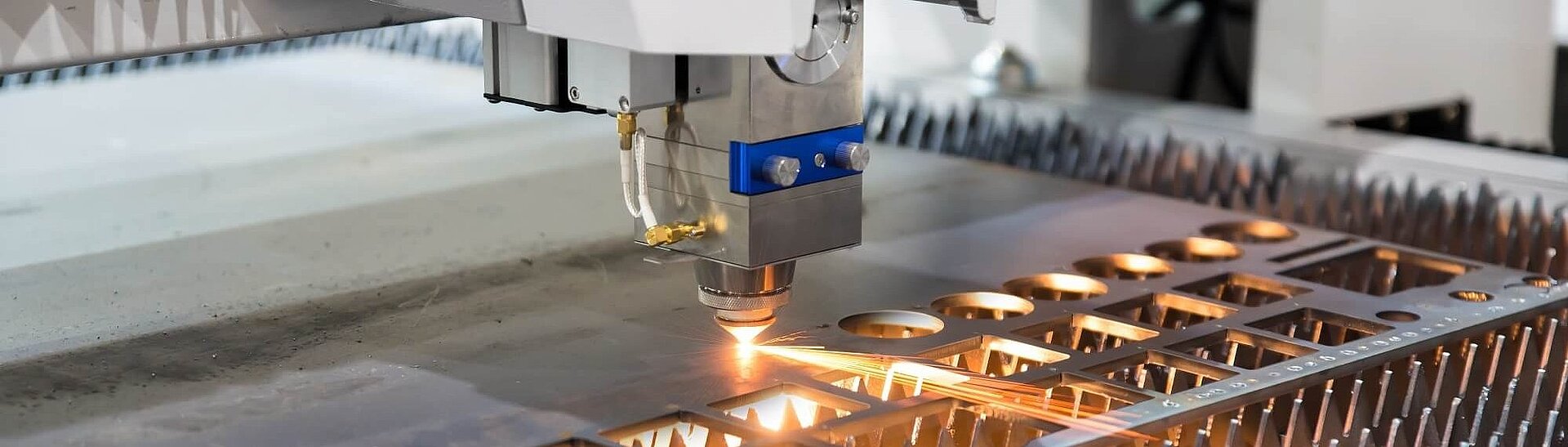 Physik Instrumente USP Microstructuring